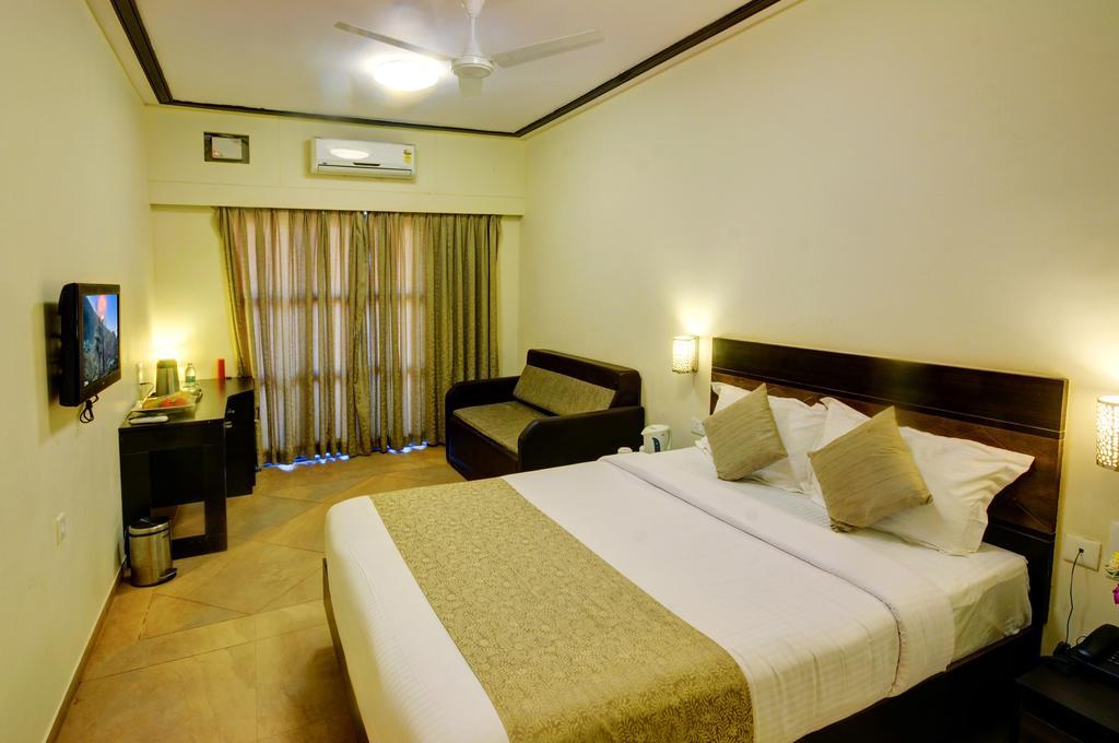 Resort De Crossroads Calangute Exterior photo