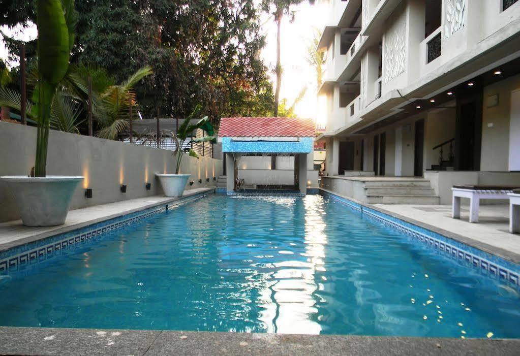 Resort De Crossroads Calangute Exterior photo